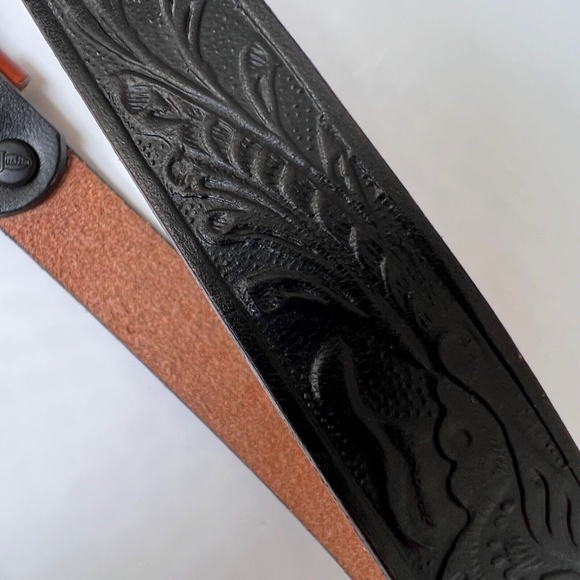 Justin Belt Top Grain Cowhide Cowboy Buckle Size 22 Silver w Gold Made in USA - Picture 7 of 10